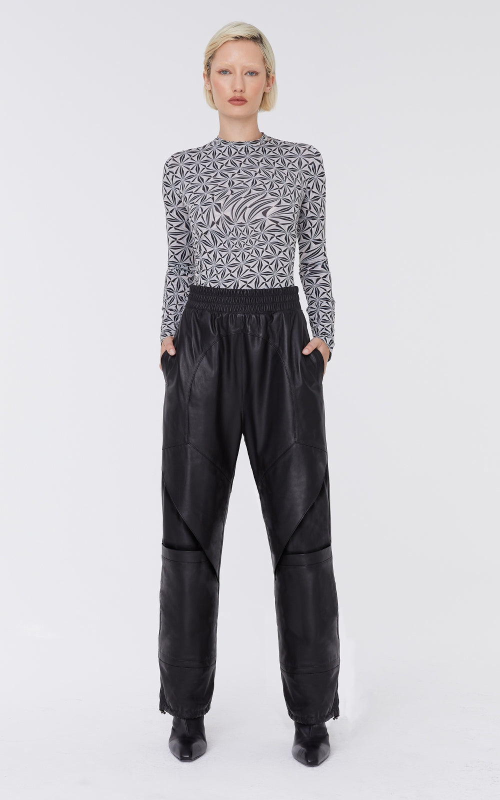 Geometric Stretch Top