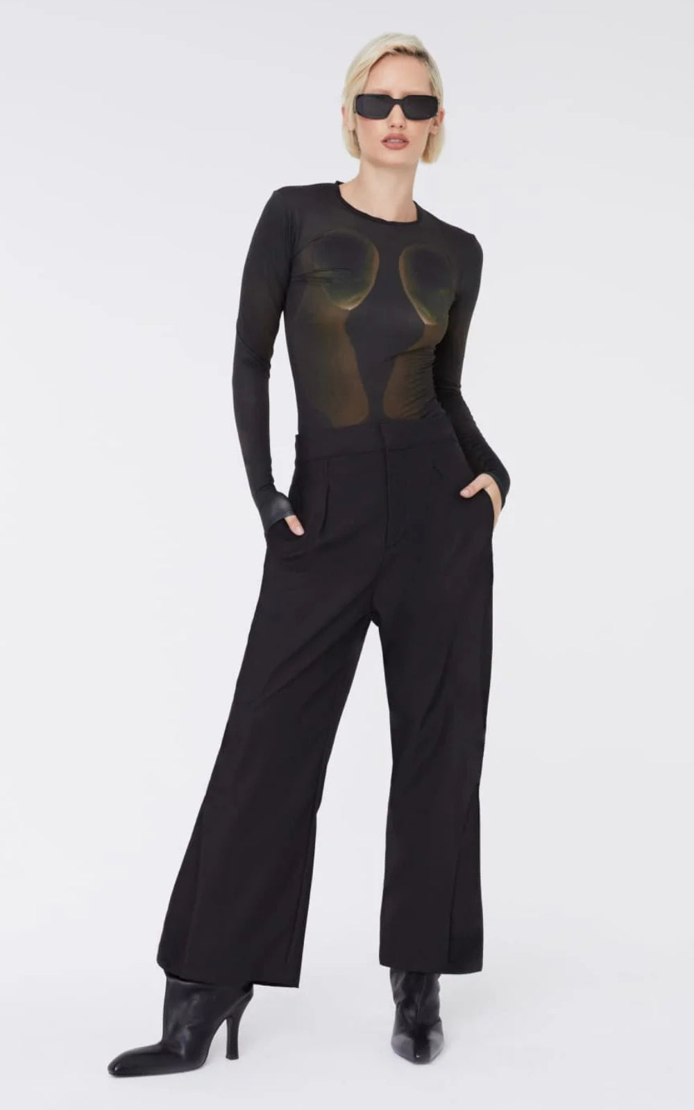 Alien Stretch Top