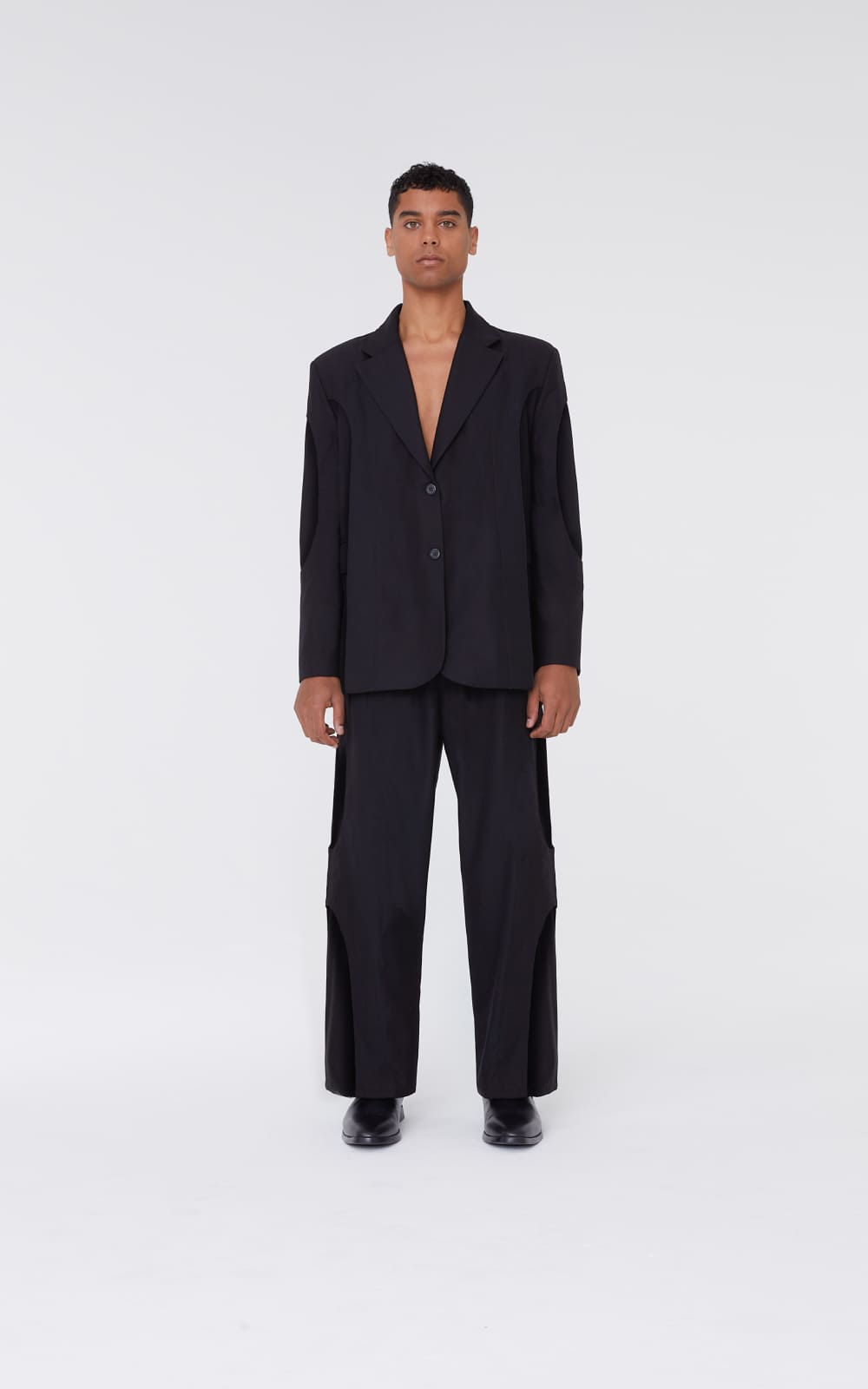 sans-gene-black-blazer-frontview-man