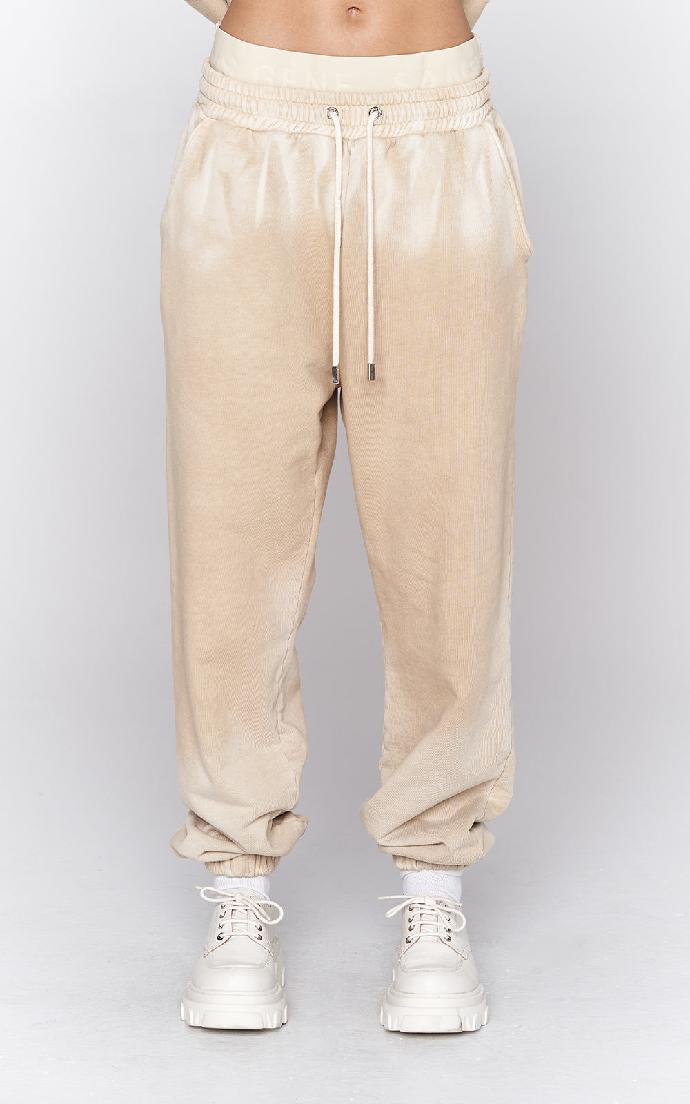 sans-gene-sand-dye-jogger-front