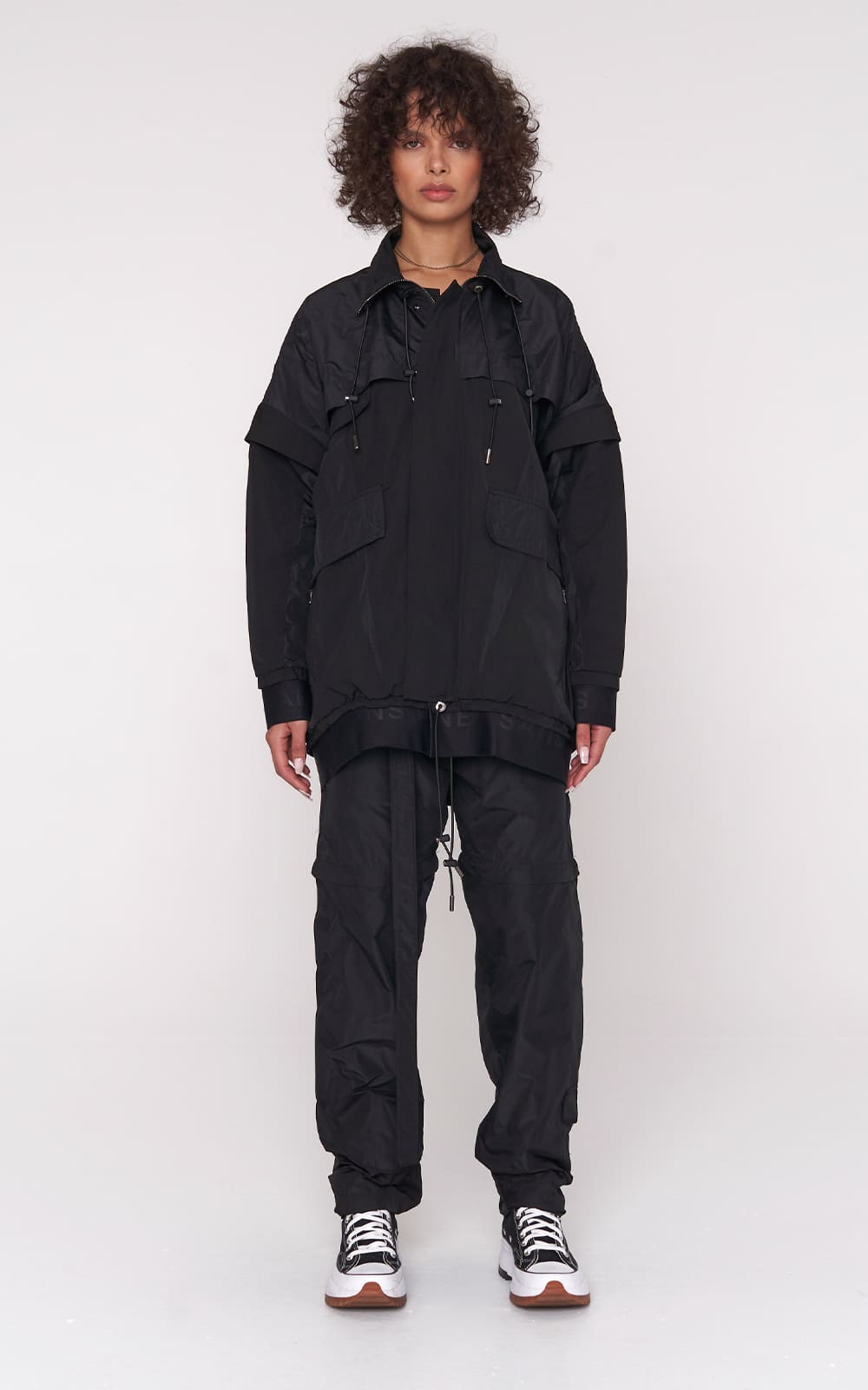 sans-gene-convertible-nylon-jacket-in-black-front-woman