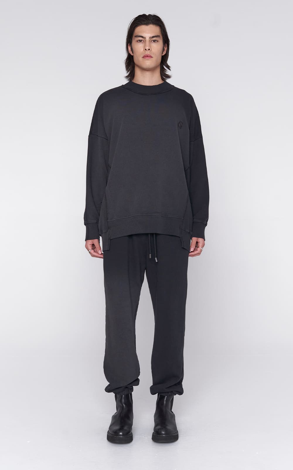 sans-gene-dark-crewneck-sweater-frontview