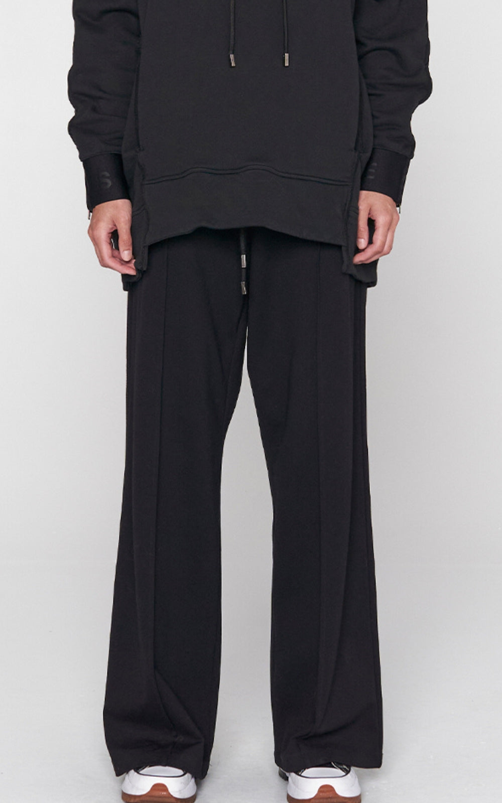 Oversized Lounge Pant in Black
