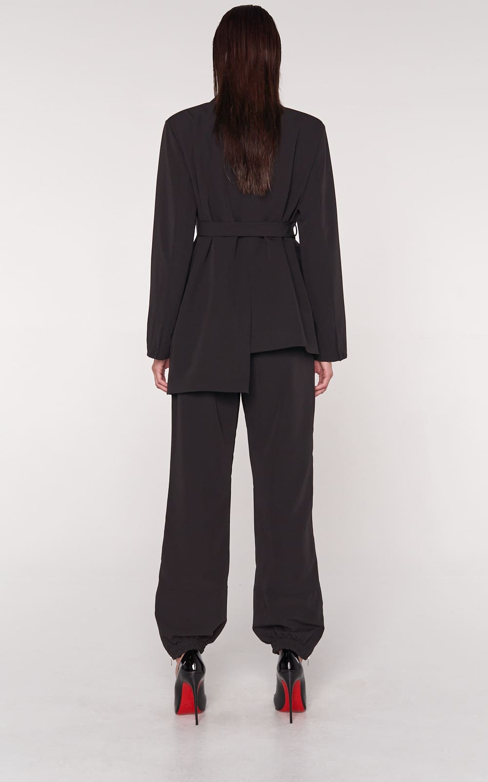 sans-gene-decon-belted-blazer-in-black-backview