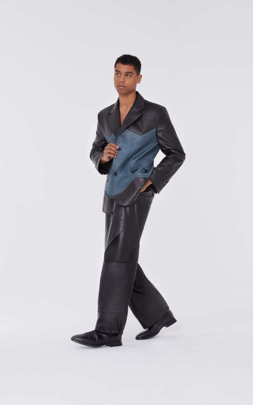 sans-gene-blue-black-leather-blazer-sideview