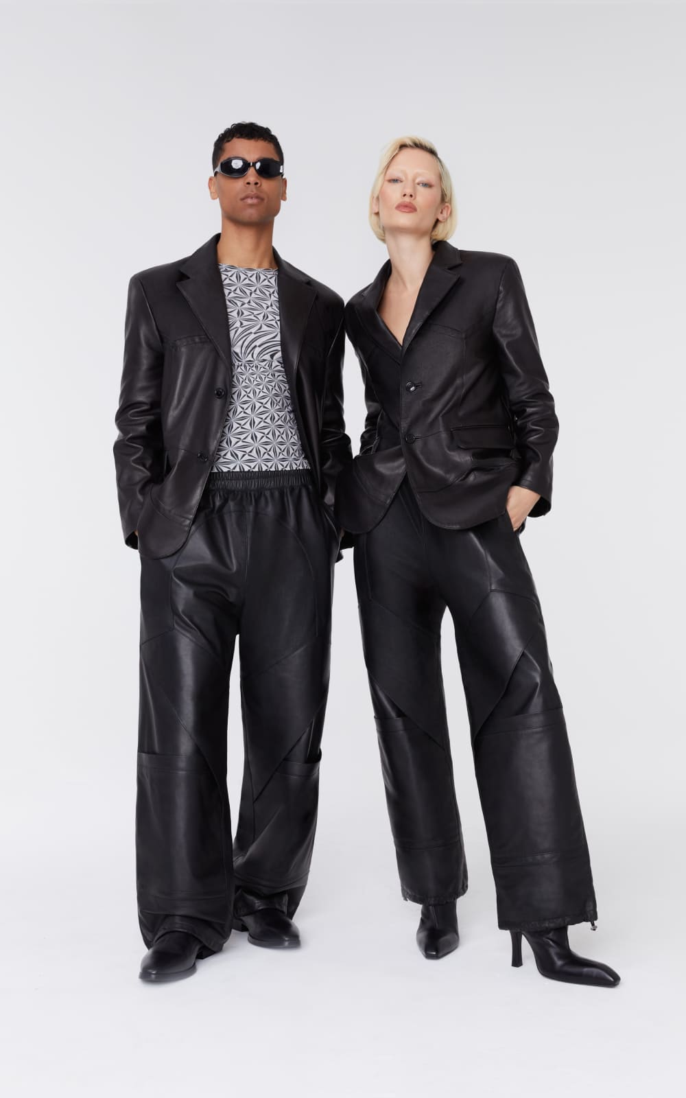 sans-gene-black-leather-blazer-frontview2