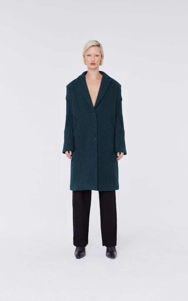 sans-gene-teal-trench-coat-frontview-woman